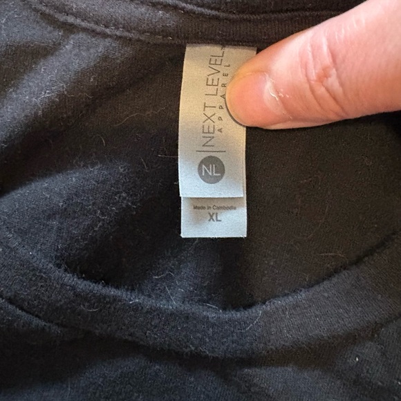 Black Golden Girls Guns & Roses Graphic Tee - Picture 3 of 3